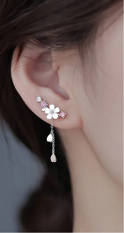Elegant Flowers Tassel Earrings