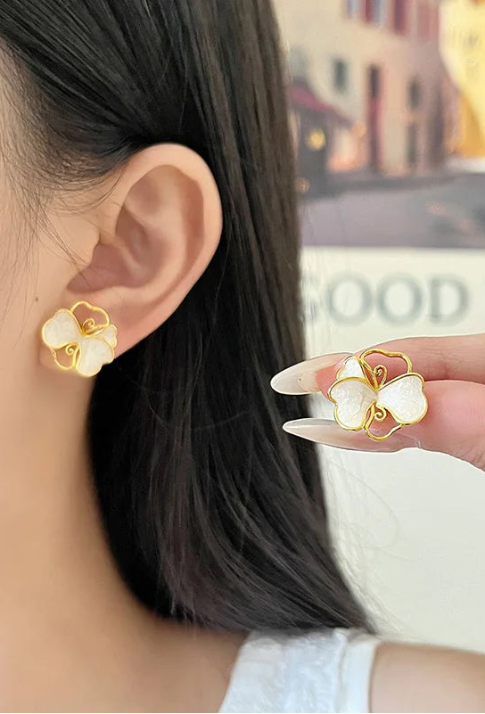 Enamel Glaze Petals Earrings