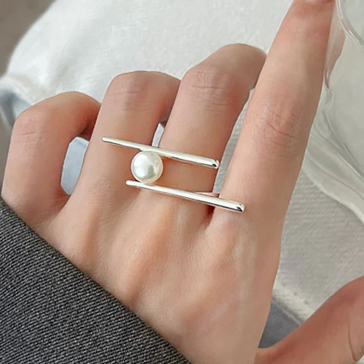Geometric Pearl Ring