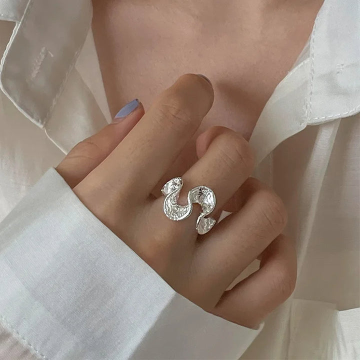 Geometric Wave Ring