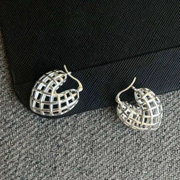 Hollow Grid Heart Earrings Earrings