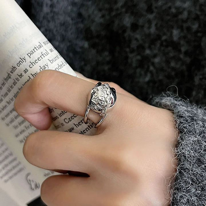 Irregular Pleated Retro Ring