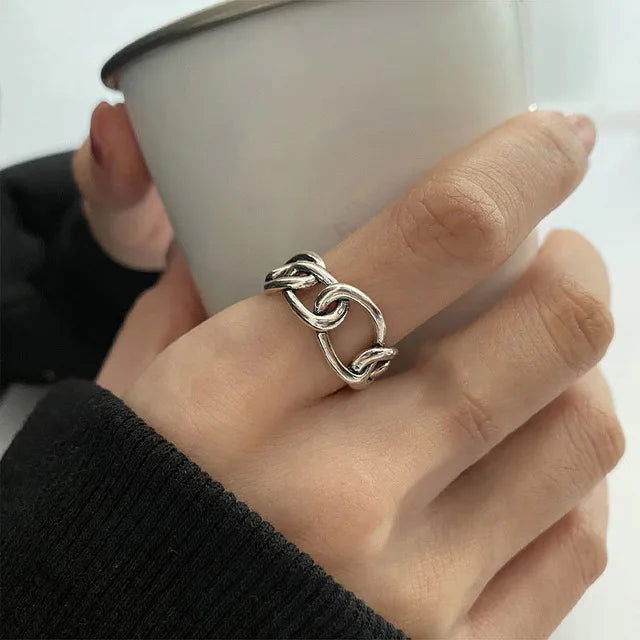 Minimalist Hollow Chain Rings Ring A resizable