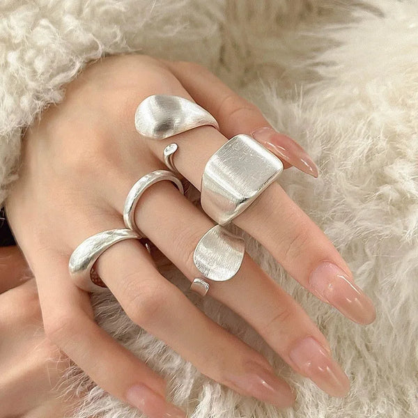 Minimalist Retro Rings
