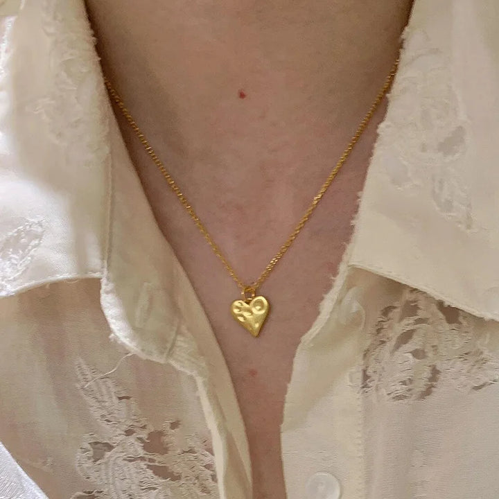 Minimalist Scrub Heart Necklace Gold Color