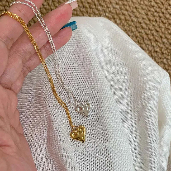 Minimalist Scrub Heart Necklace