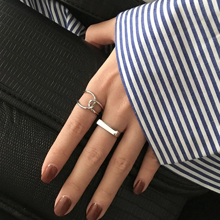Minimalist Twining Retro Rings