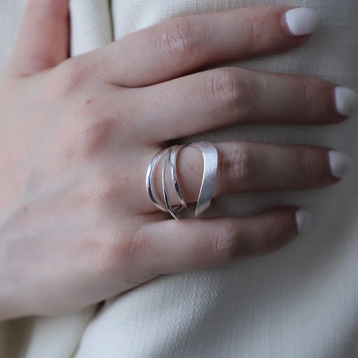 Multilayer Lines Vintage Ring