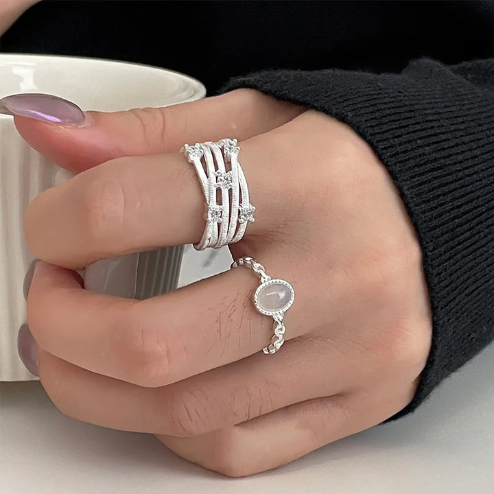 Multilayer Zircon Chain Rings