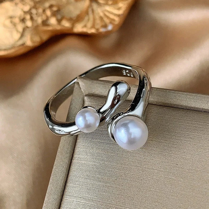 Retro Pearl Rings Silver Color resizable
