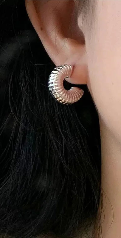 Semicircle Threaded Earrings