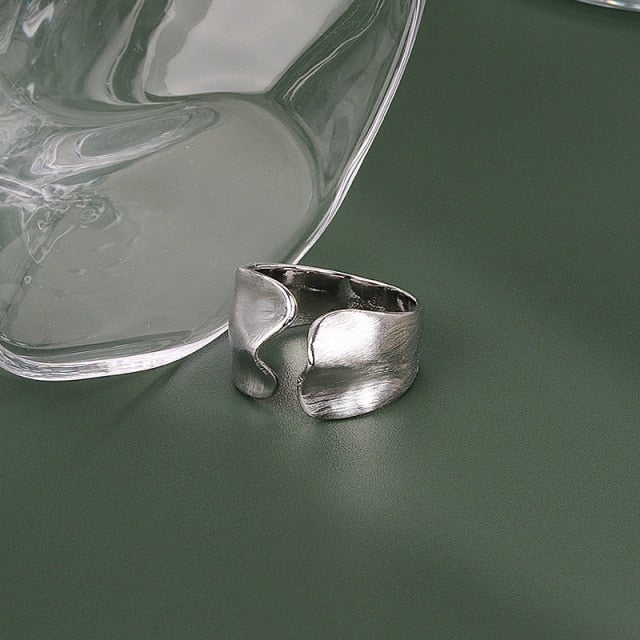 Irregular Wave Ring